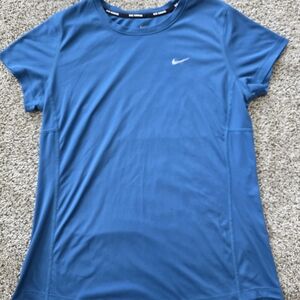 Nike Women's Blue Short Sleeve Tee